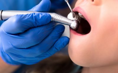 Usos y aplicaciones del cannabis en la práctica odontológica diaria